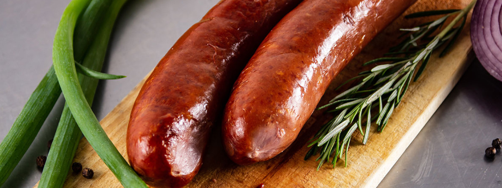 Como é feita a linguiça calabresa